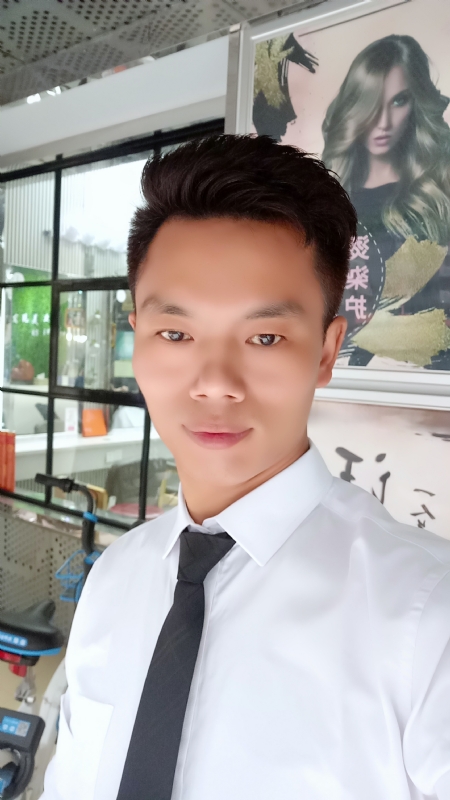 阳光男士的第一张照片--佛山相亲服务中心