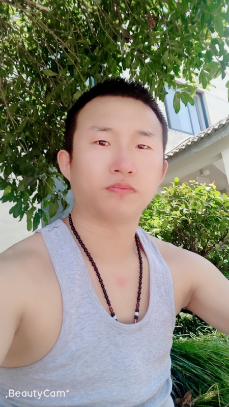 系咯在的第一张照片--佛山相亲服务中心