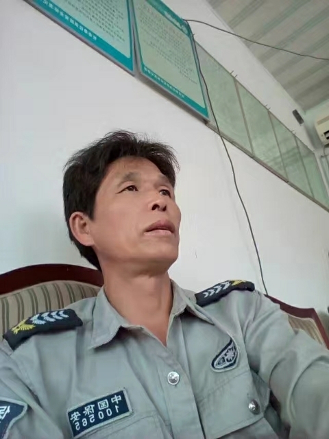 卧窗听雨的第一张照片--佛山相亲服务中心