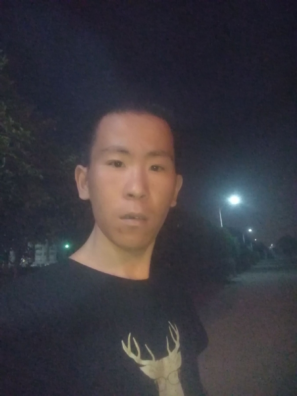 俞凯斌的第一张照片--佛山相亲服务中心