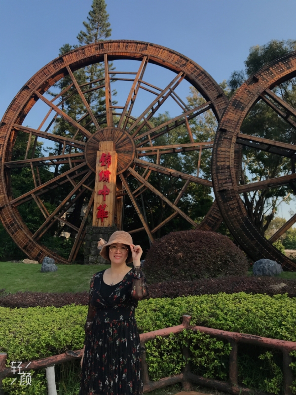 杏娅的第二张照片--佛山相亲服务中心