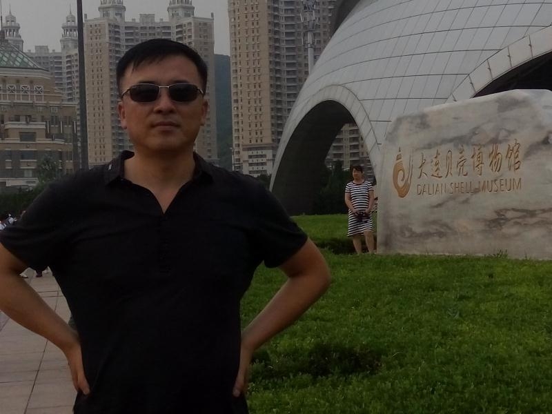 豁达的第一张照片--佛山相亲服务中心