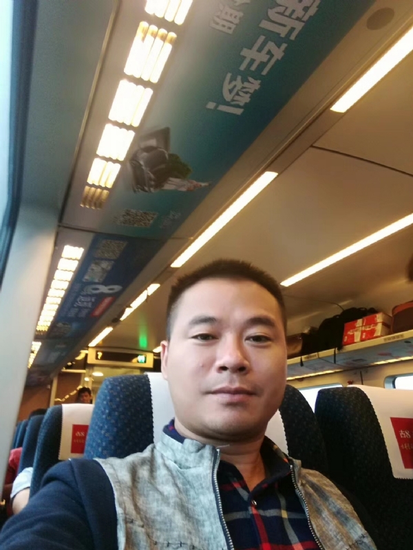 等爱的人的第一张照片--佛山相亲服务中心