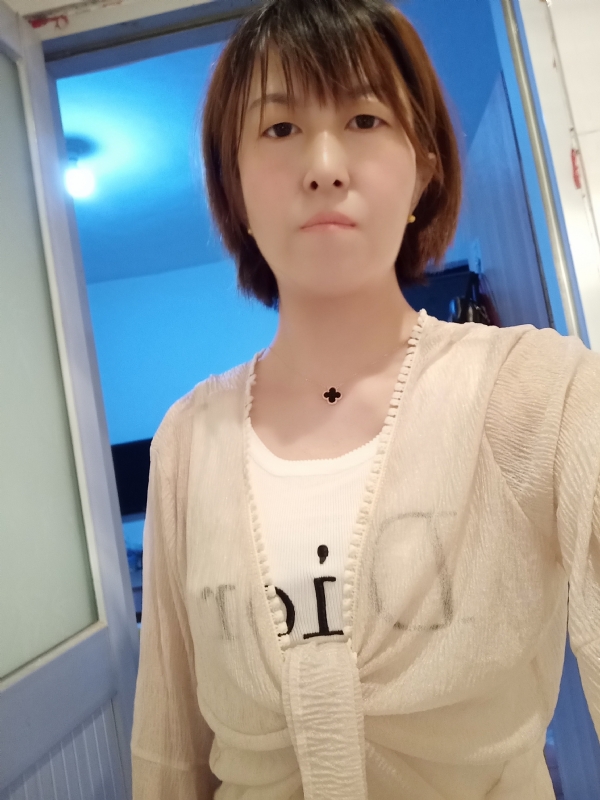 芬儿的第三张照片--佛山相亲服务中心