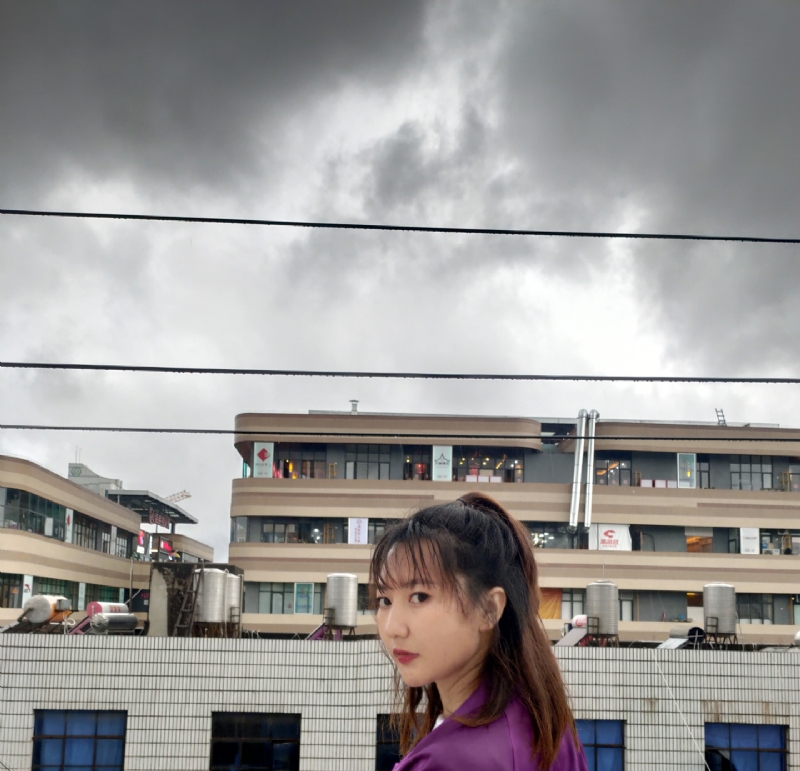 李家小姐的第一张照片--佛山相亲服务中心
