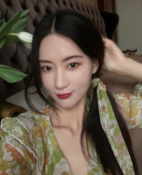 倾城的第一张照片--佛山相亲服务中心