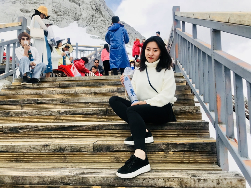 依雪的第四张照片--佛山相亲服务中心