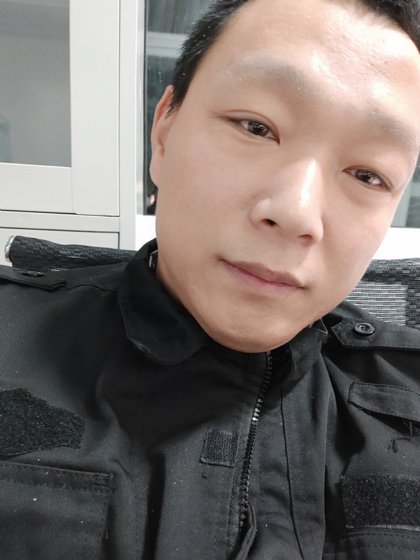 真实找人结婚的第二张照片--佛山相亲服务中心