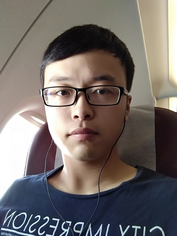 在水一方的第二张照片--佛山相亲服务中心