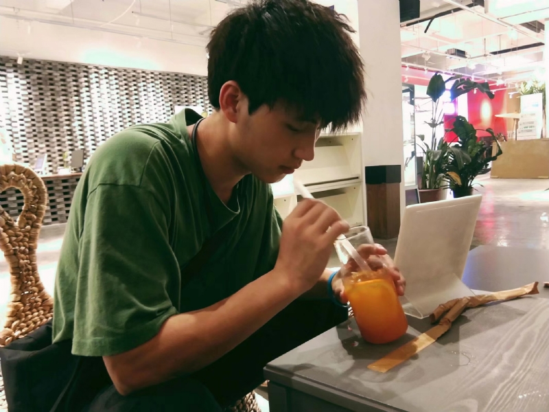 一花一世界的第一张照片--佛山相亲服务中心