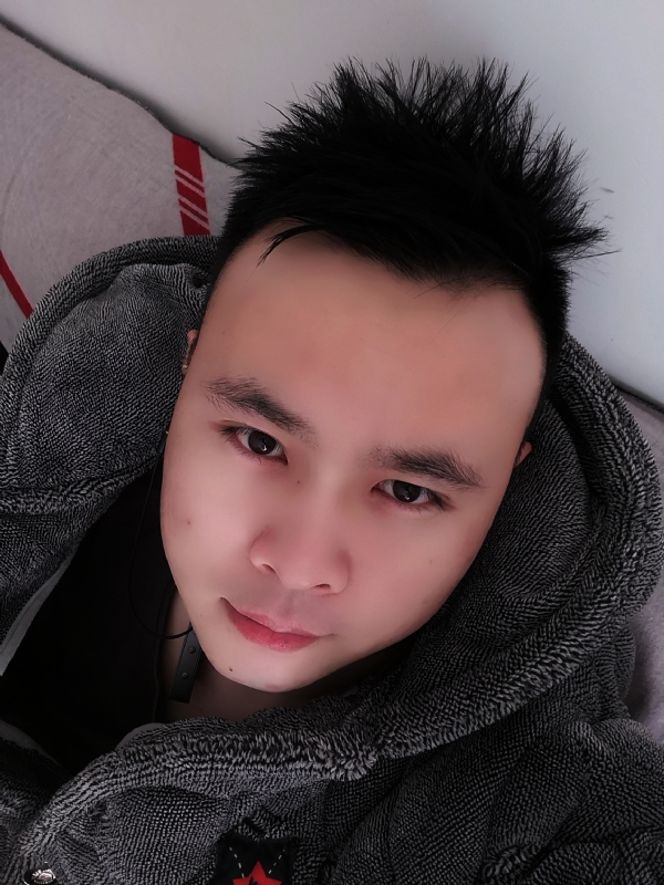 明明的第一张照片--佛山相亲服务中心