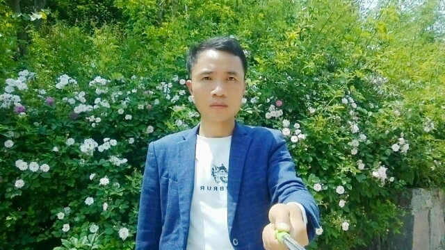一生何求的第一张照片--佛山相亲服务中心