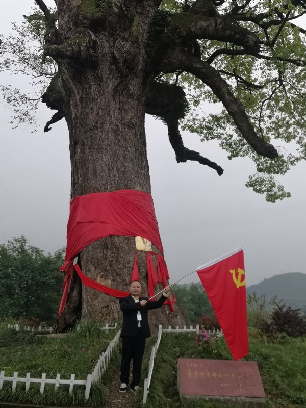 辉辉的第一张照片--佛山相亲服务中心