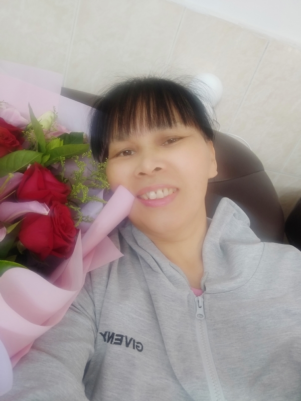 言言的第一张照片--佛山相亲服务中心