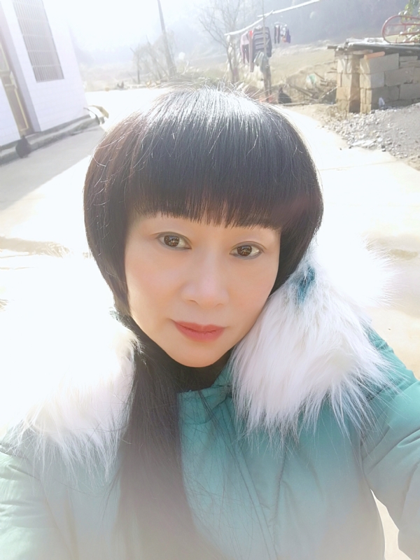 金鱼儿的第一张照片--佛山相亲服务中心