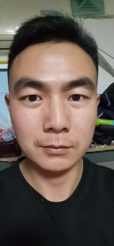 朴实无华的第一张照片--佛山相亲服务中心