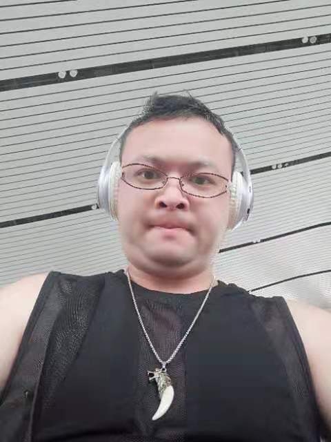 醉叶孤城的第一张照片--佛山相亲服务中心