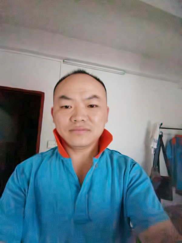 与子携老的第五张照片--佛山相亲服务中心