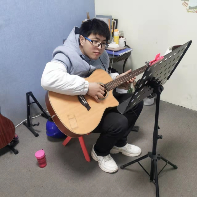 连城诀的第一张照片--佛山相亲服务中心