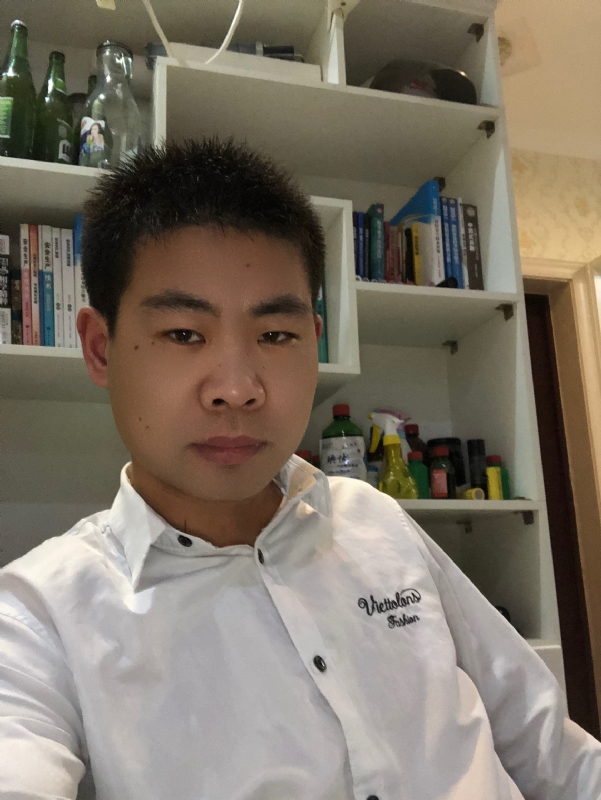 取经年的第二张照片--佛山相亲服务中心