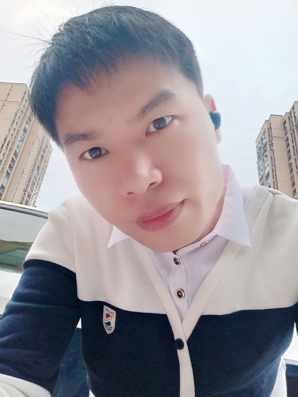 雨霁月清风的第一张照片--佛山相亲服务中心