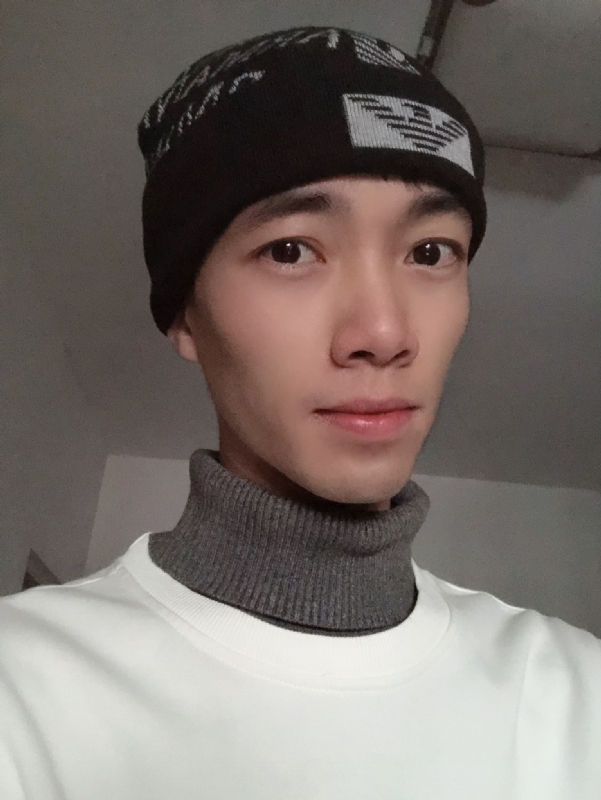 小良先生的第一张照片--佛山相亲服务中心