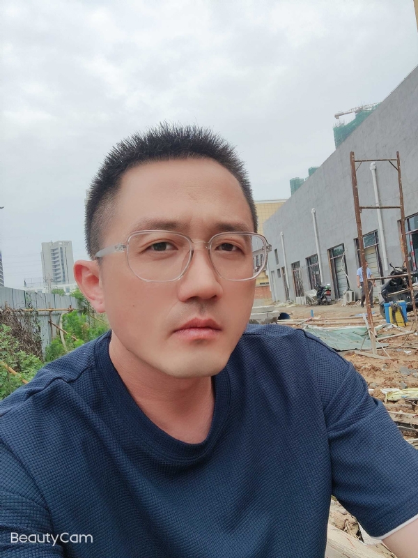 清风烈酒的第二张照片--佛山相亲服务中心