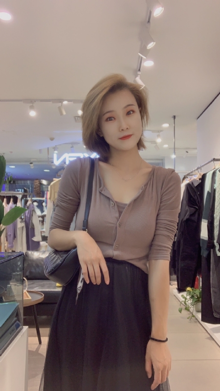 大婷子的第一张照片--佛山相亲服务中心
