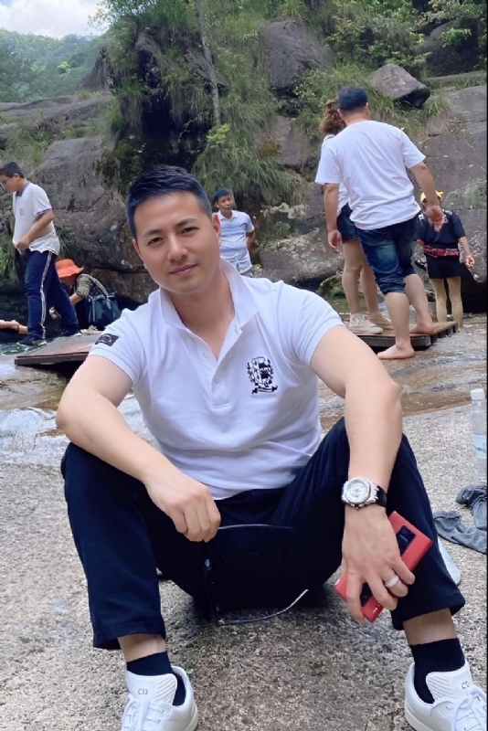 勿忘初心的第三张照片--佛山相亲服务中心