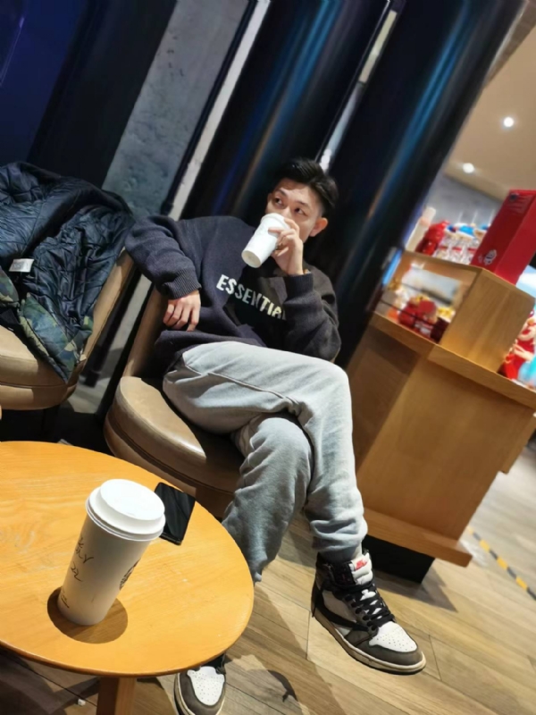 LAZY的第一张照片--佛山相亲服务中心