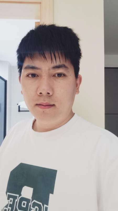 单男寻夫妻交友的第一张照片--佛山相亲服务中心
