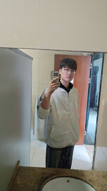 高大毛的第一张照片--佛山相亲服务中心