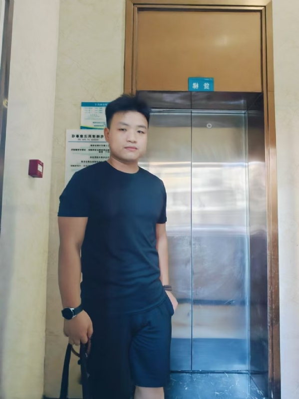 JCY的第一张照片--佛山相亲服务中心