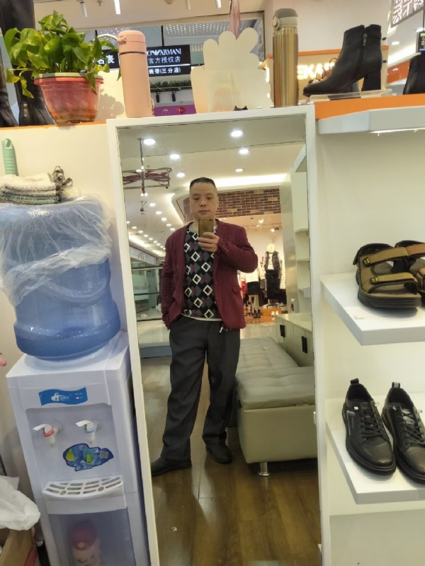 真诚征婚的第四张照片--佛山相亲服务中心