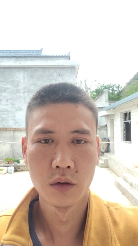 简单点的第一张照片--佛山相亲服务中心