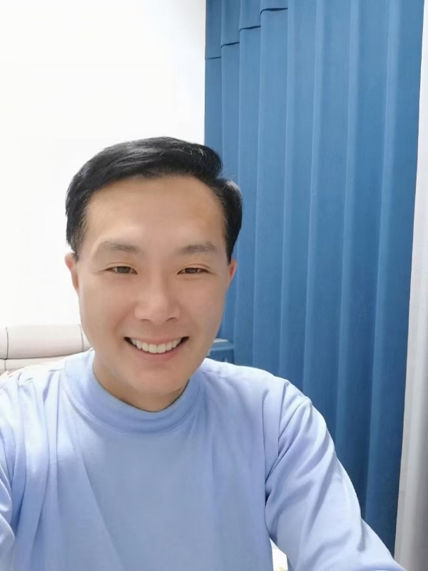 枫叶的第三张照片--佛山相亲服务中心