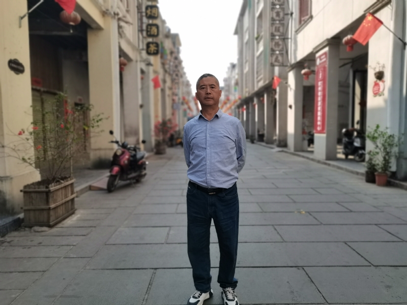 一粒尘埃的第一张照片--佛山相亲服务中心
