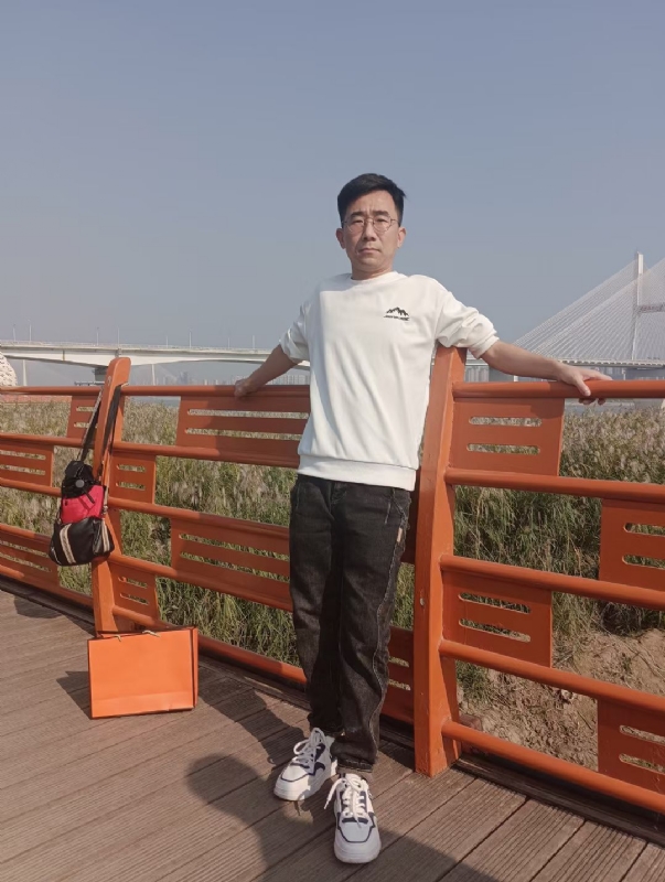 黑白的第一张照片--佛山相亲服务中心