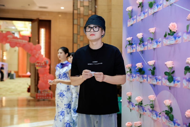 被驯服的象的第一张照片--佛山相亲服务中心