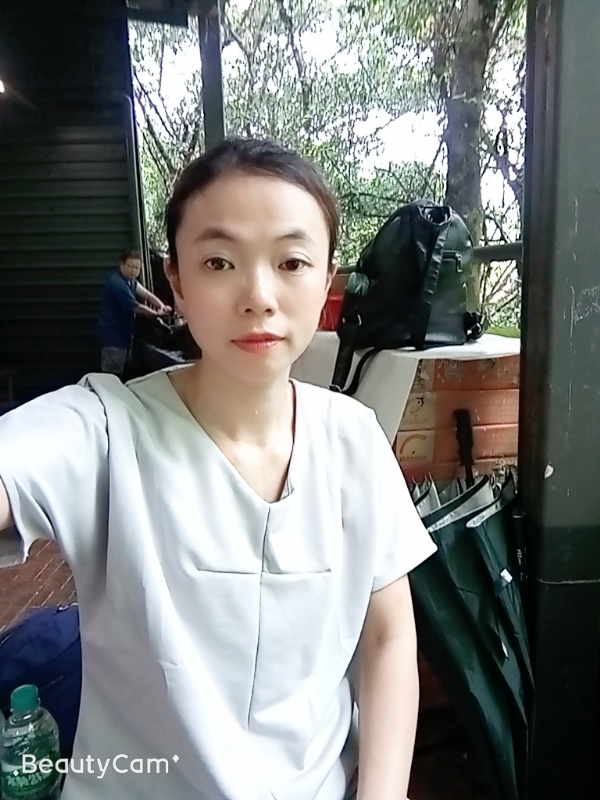 vivi的第一张照片--佛山相亲服务中心